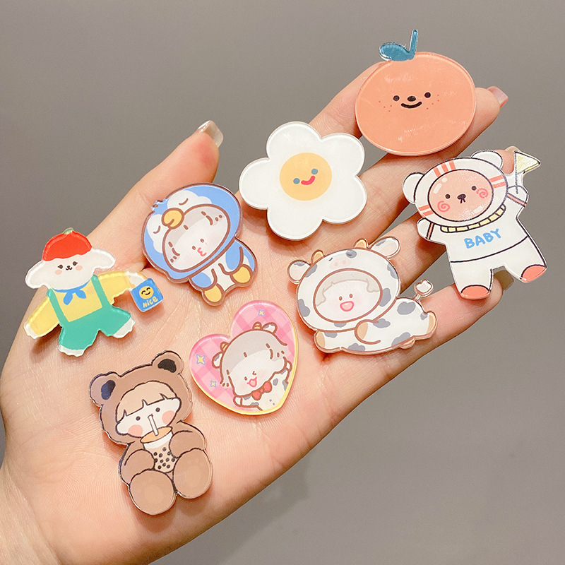 Cute Instagram cartoon day brooch girl 2022 new fashion children's schoolbag pin accessory badge jewelry 527 Application Scenario