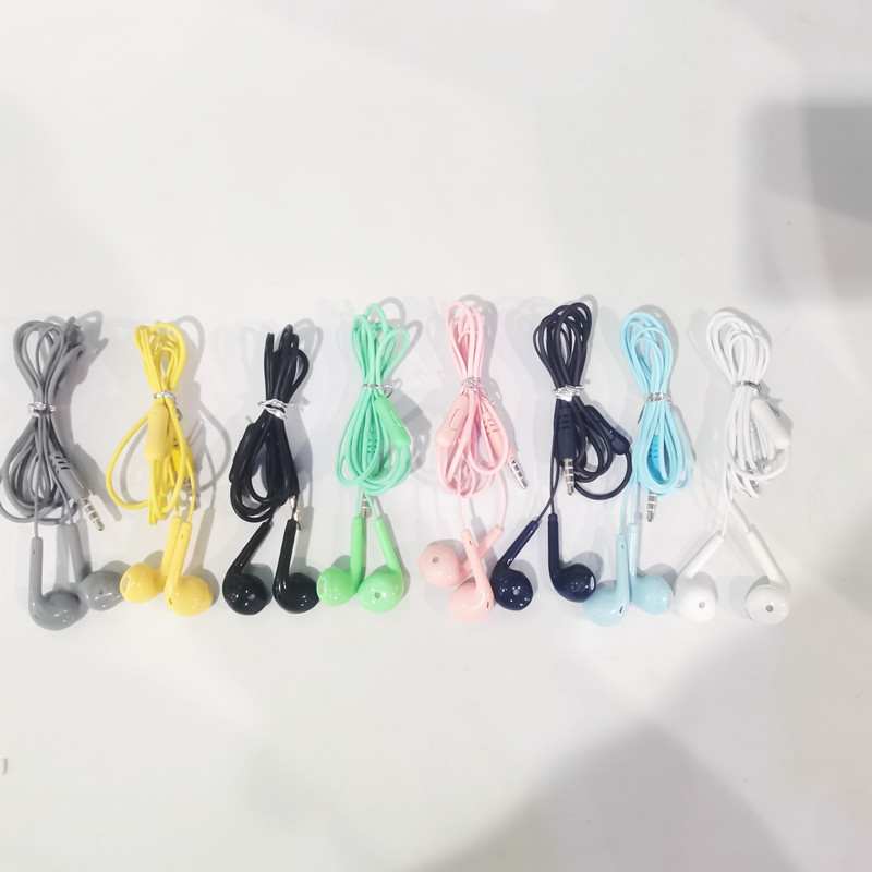 Music cable semi-in-ear heavy subtone microphone wire control with microphone mobile ring stereo foreign trade cross-border headphone wholesale 213 Application Scenario