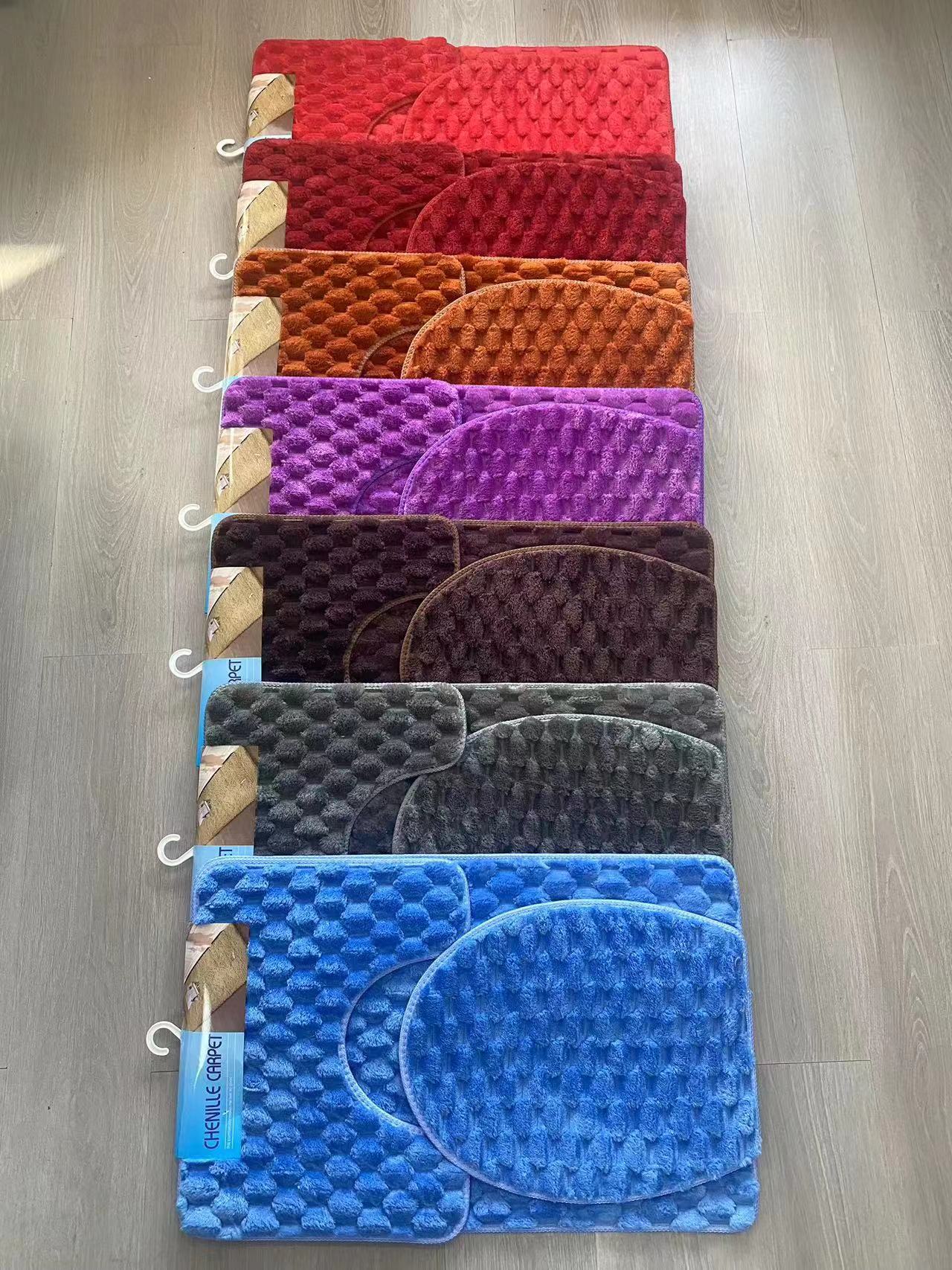 The new big gold turtle velvet toilet three-piece set, floor mat, bathroom combination mat, water-absorbing and anti-slip mat, foot mat, door mat and interior mat come in multiple colors. The fabric is comfortable and soft, with good anti-slip effect at the bottom. The size is 50*80cm series Application Scenario