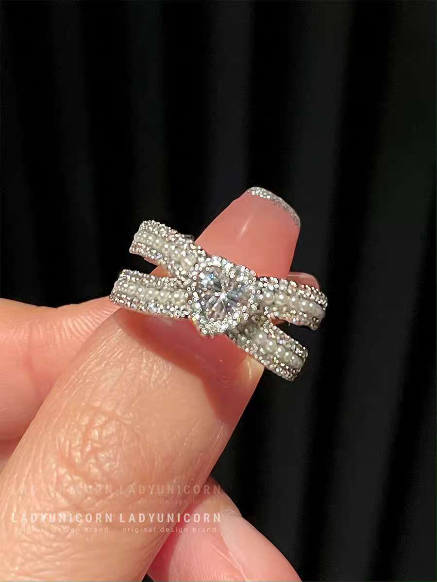 欣艾恋 新款珍珠爱心交叉戒指 铜锆石桃心开口可调节食指戒