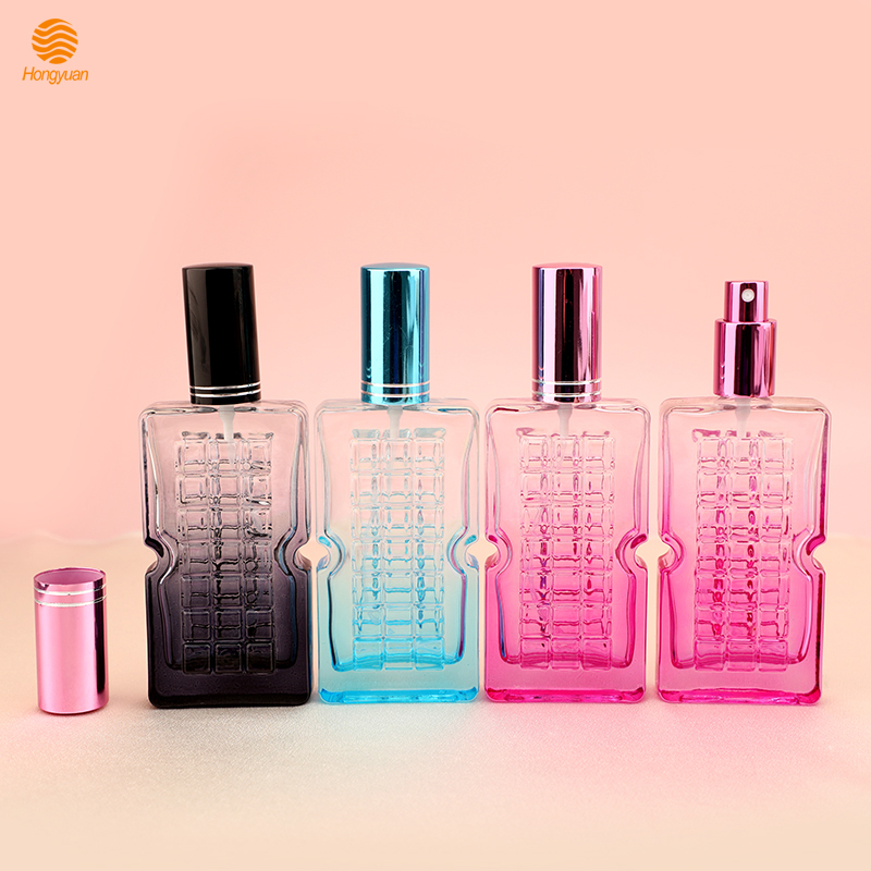 The manufacturer's best-selling luxury perfume spray bottle features a thickened 30ML glass bottle with a screw-down design for portable dispensing. Available in various specifications