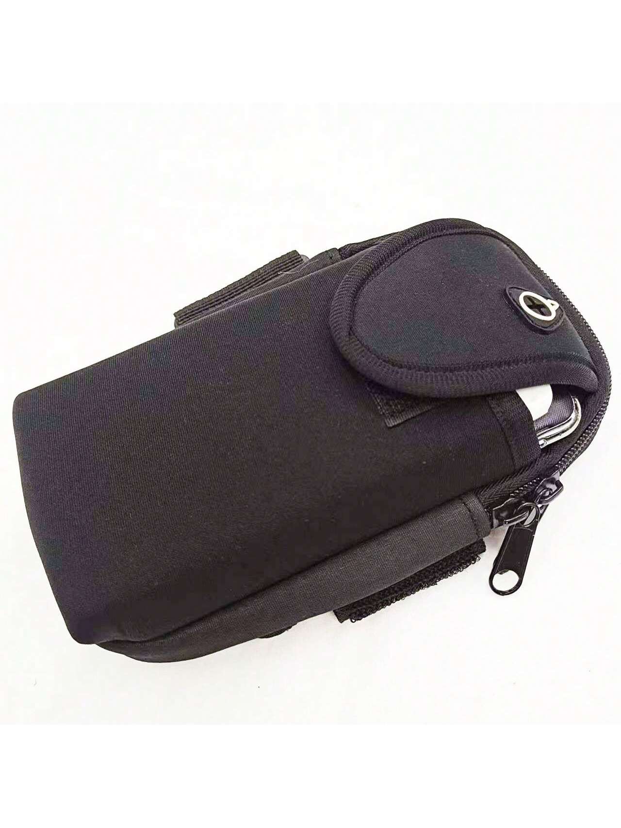 Sports outdoor multi-functional running men's and women's waterproof fitness sports phone arm with touch screen phone arm bag Application Scenario