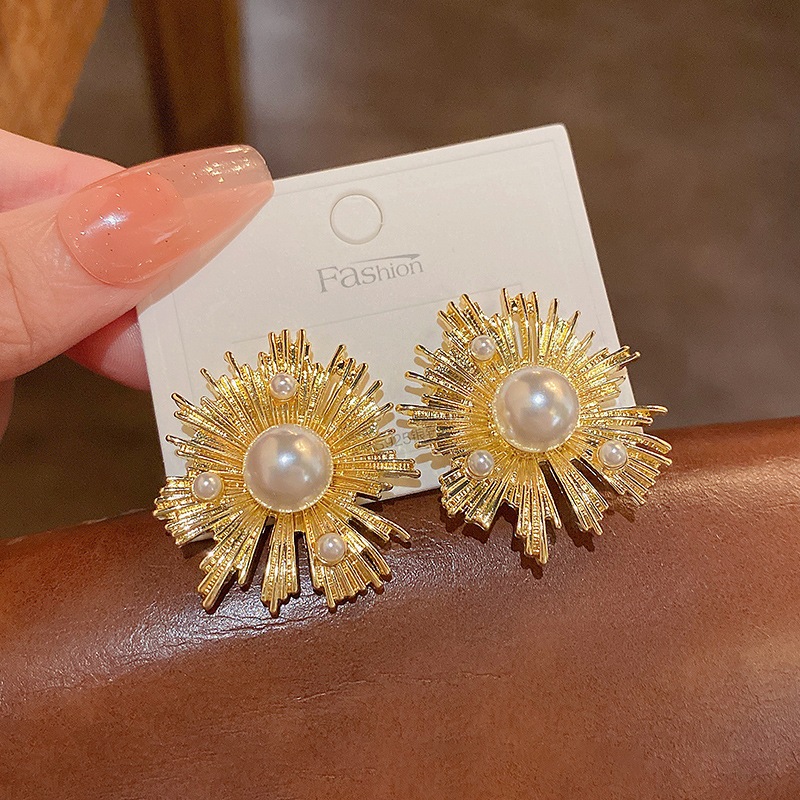 S925 Silver needle light luxury niche exaggerated sunflower earrings female ins trend network red temperament pearl stud earrings details Picture