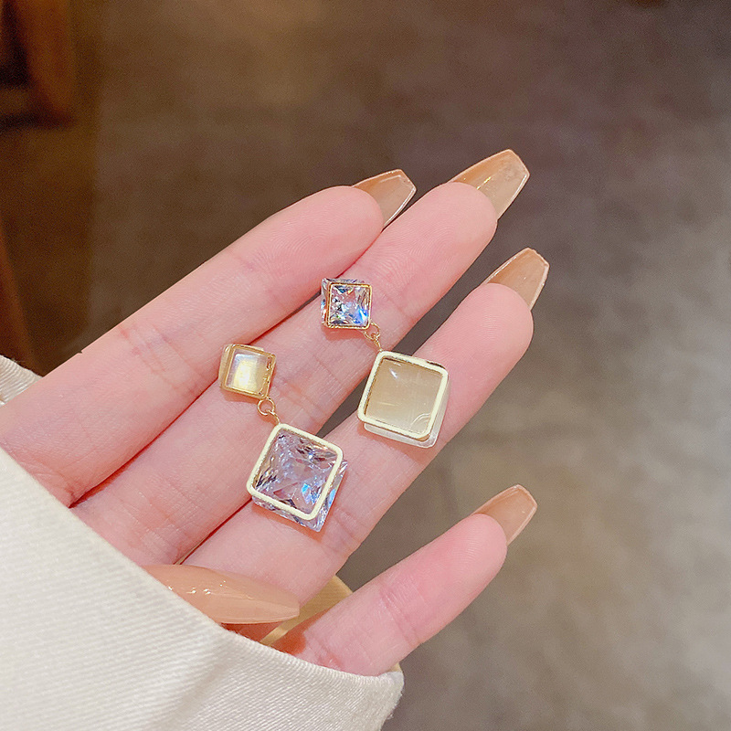 925 silver needle light luxury niche geometry cat's eye earrings female ins tide network red with exquisite big zircon earrings full figure