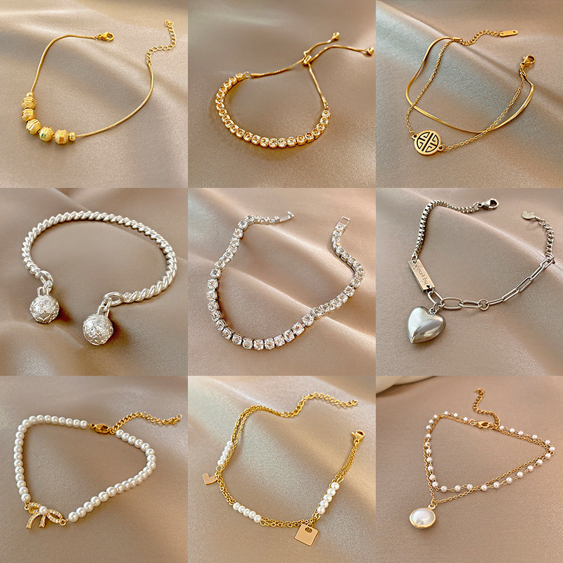 Light luxury net red fashion personality trend bracelet temperament everything simple pearl bracelet Hong Kong wind geometric niche bracelet full figure
