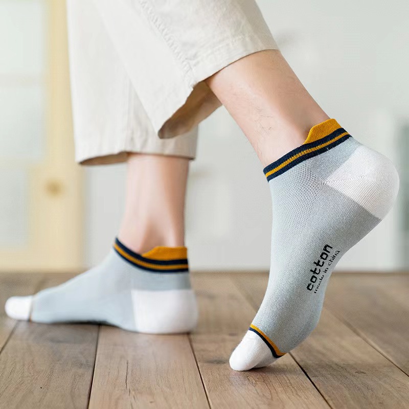 Men's Socks Sweat Absorbent Short Tube Solid Color Cotton Socks Spring Summer Thin Low-Top Sport Mesh Men's Boat Socks Tide Application Scenario