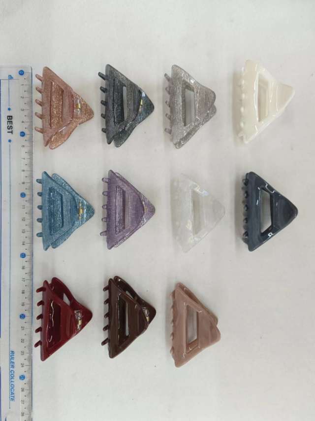 11-color starry sky acrylic back head gripper Application Scenario