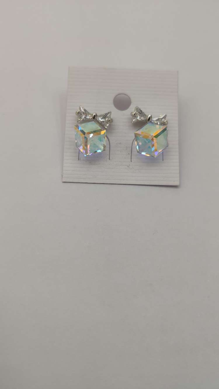 蝴蝶结彩色水晶锆石925纯银针防过敏耳钉韩国气质耳环女可爱饰品详情图2