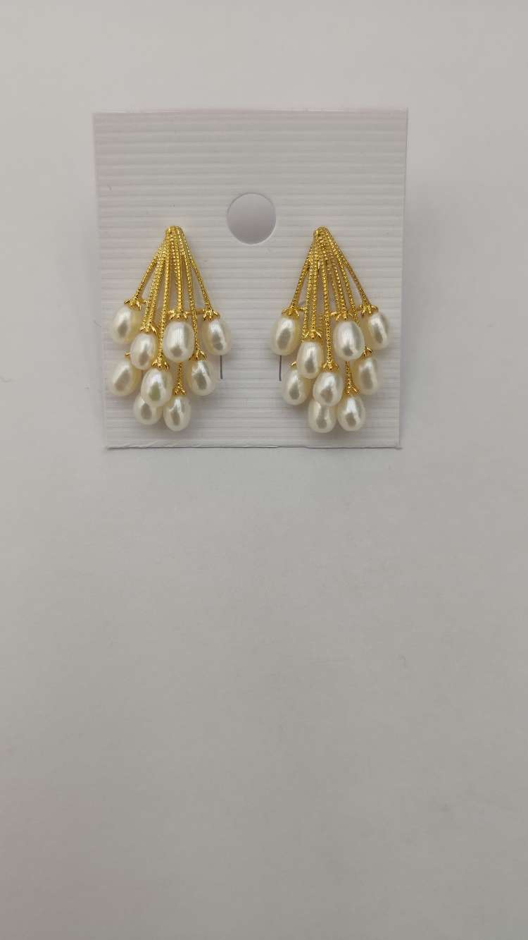 葡萄珍珠耳环2023年新款潮冷淡风简约气质百搭耳坠女时尚耳饰品