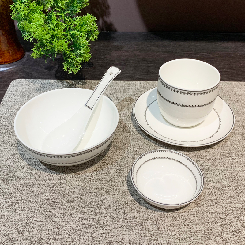 酒店摆台实物图