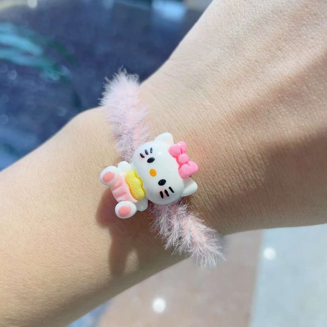 Korean version of popular and fashionable winter cartoon fur hair band hair tie Application Scenario
