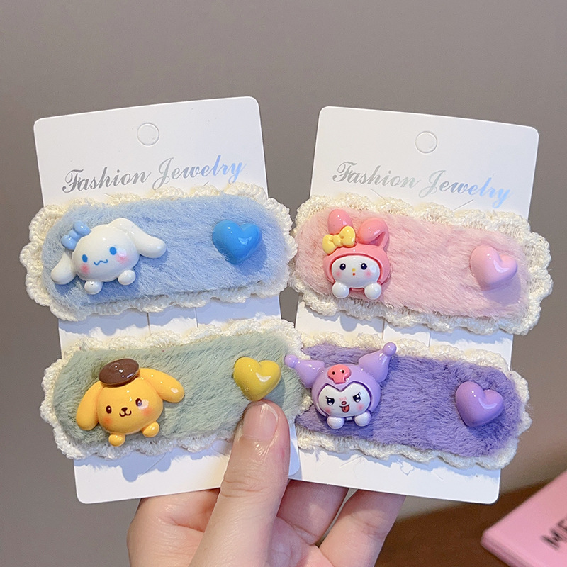 The new autumn and winter plush bb clip is cute, cartoonish, sweet and girlish. It features a high appearance level and a fresh and clean fringe clip details Picture
