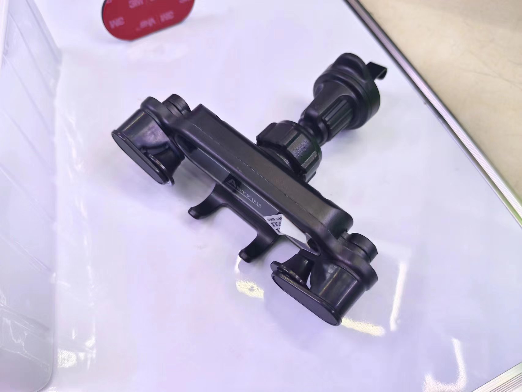 A02 Mini dual-purpose support for instrument panel air outlet Item Picture