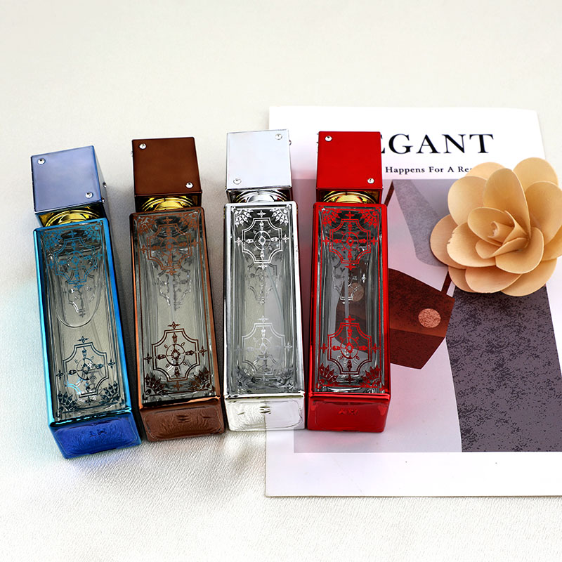 Manufacturer wholesale perfume dispensing bottles, high-end portable 50ml sample spray bottles, high-grade glass empty bottle sprayers Item Picture