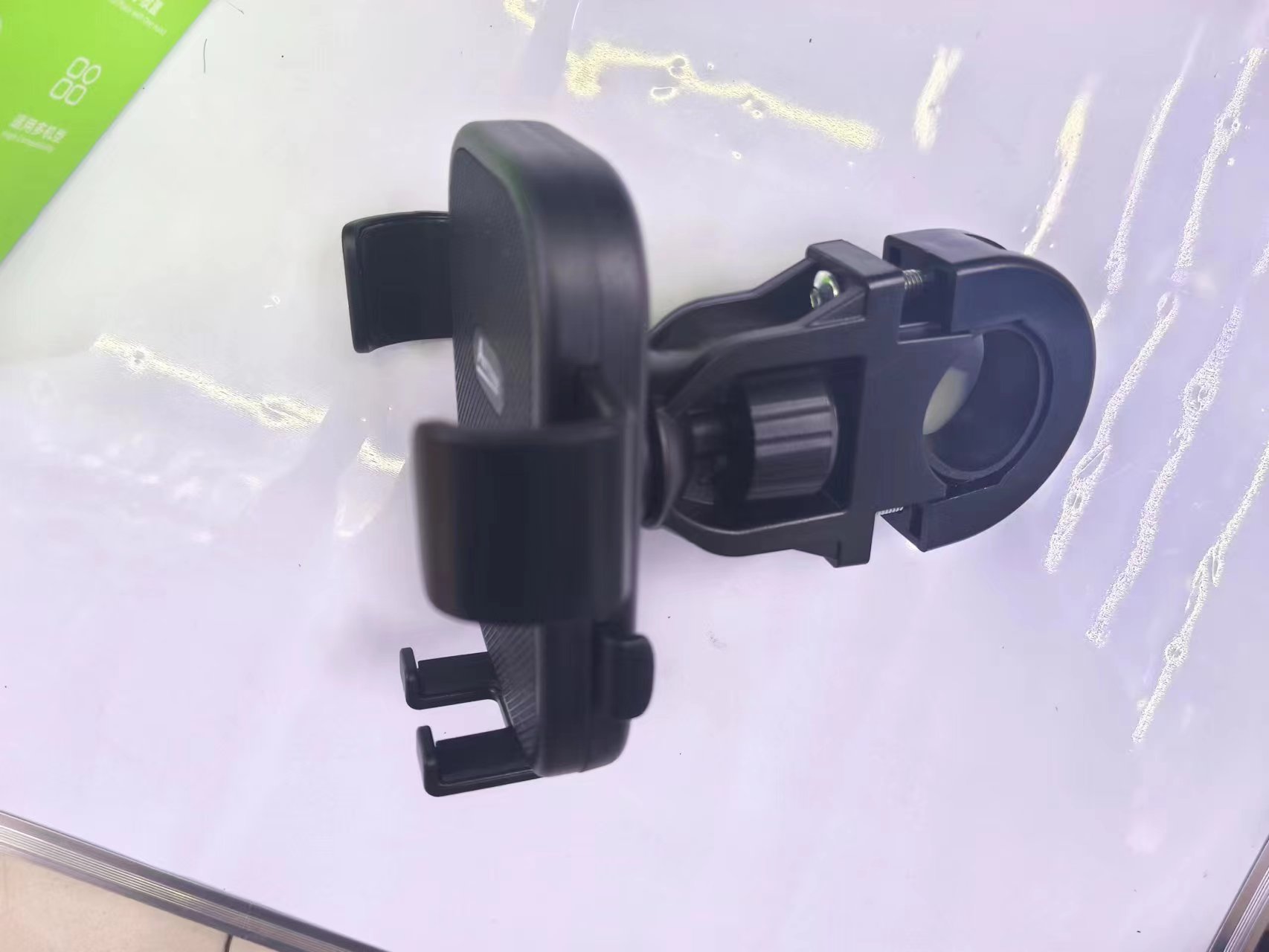 A12 Motorcycle/bicycle handlebar phone holder Item Picture