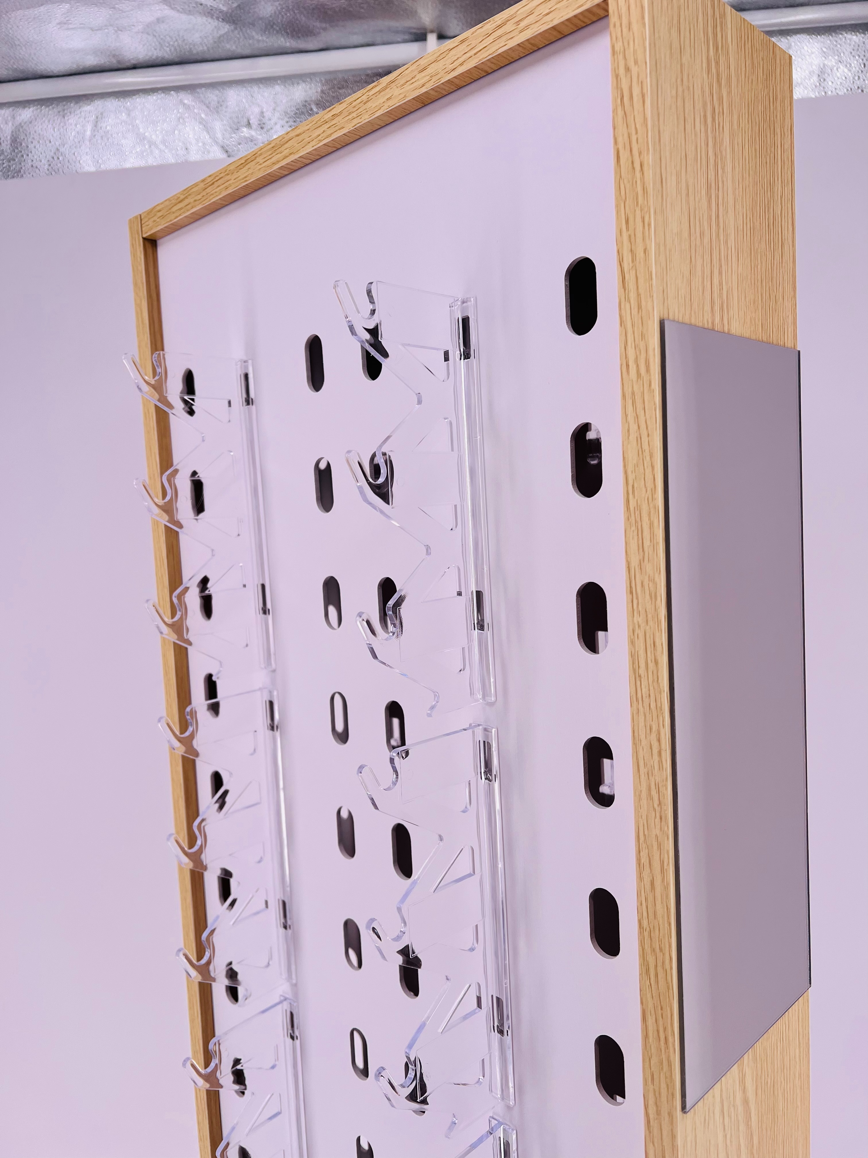 84 sets of wood-grain color rotating spectacle frames, sunglasses display stands, sunglasses display stands Specification image