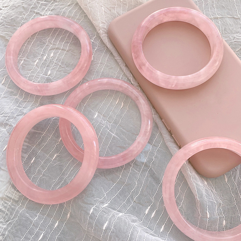 Natural powder crystal bracelet Madagascar powder crystal bracelet fashion accessory powder crystal bracelet wholesale Specification drawing