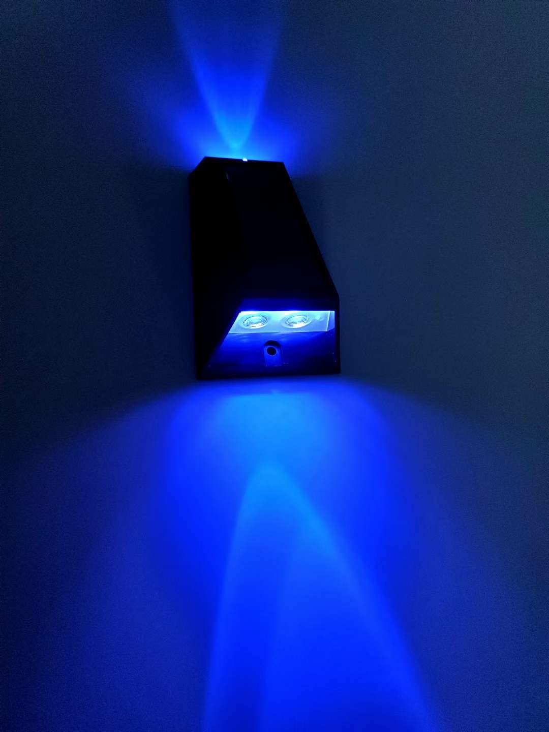 Solar wall lamps, outdoor courtyard garden decoration, seven-color landscape, step fence, fence wall lamps, up and down illumination lamps pic 17