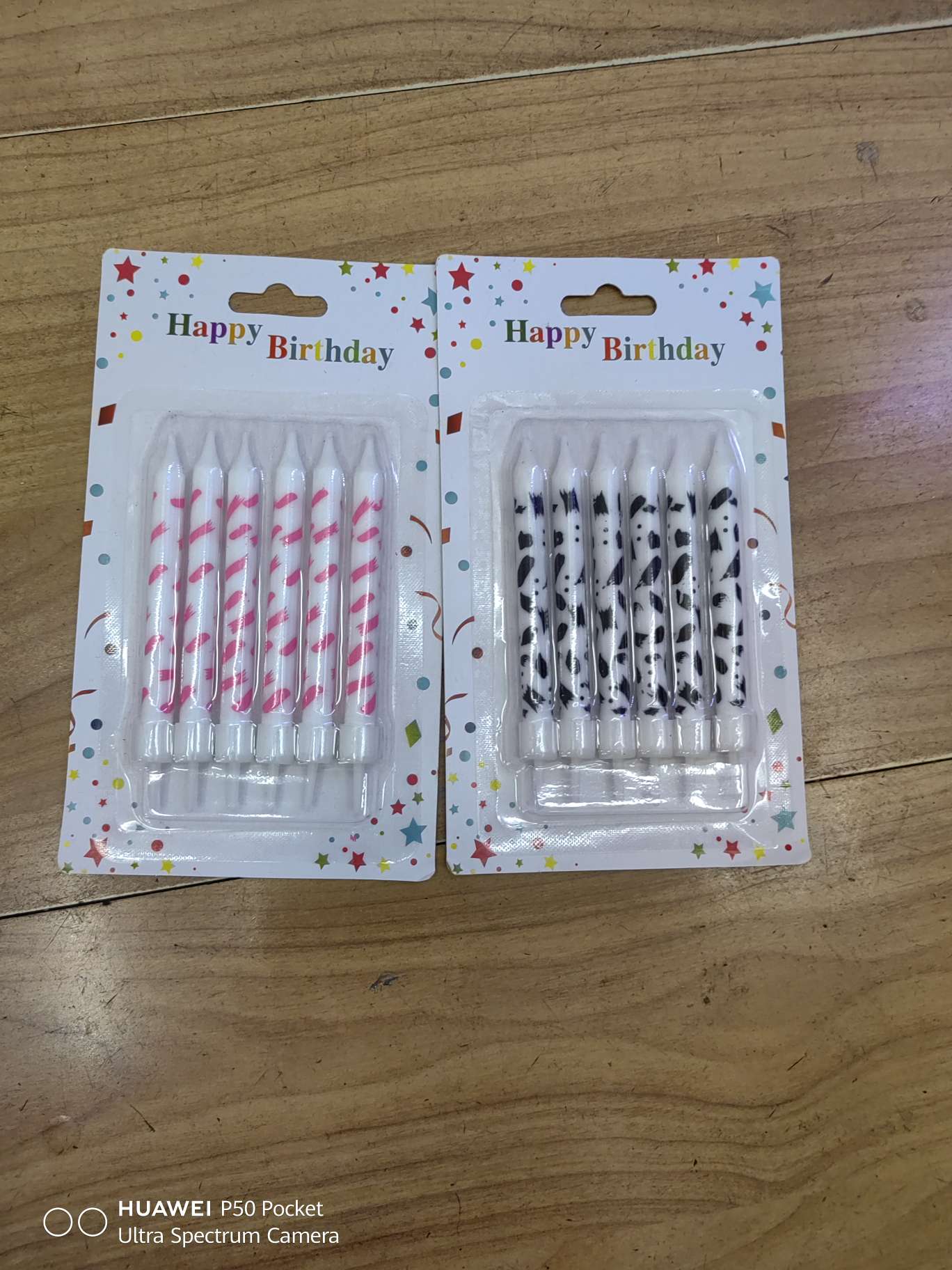 Zebra patterned candle Specification image