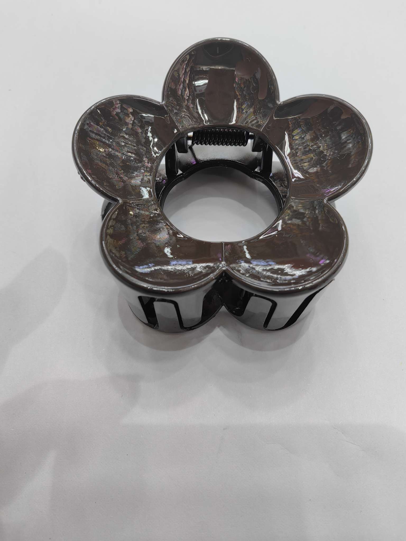 Trendy new InS-style milk coffee series of hollowed-out plum blossom hair claws, updo, and hairpin accessories details Picture