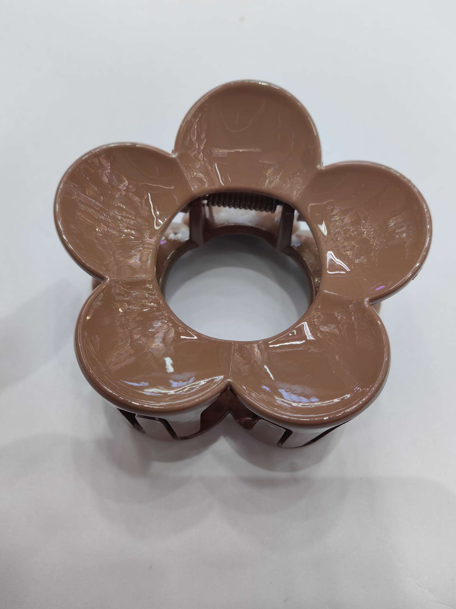 Trendy new InS-style milk coffee series of hollowed-out plum blossom hair claws, updo, and hairpin accessories Specification image