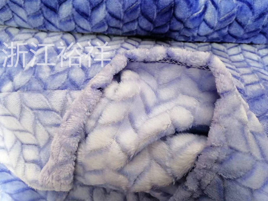 Factory direct supply of flannel blankets, thickened office nap blankets, double small blankets Application Scenario