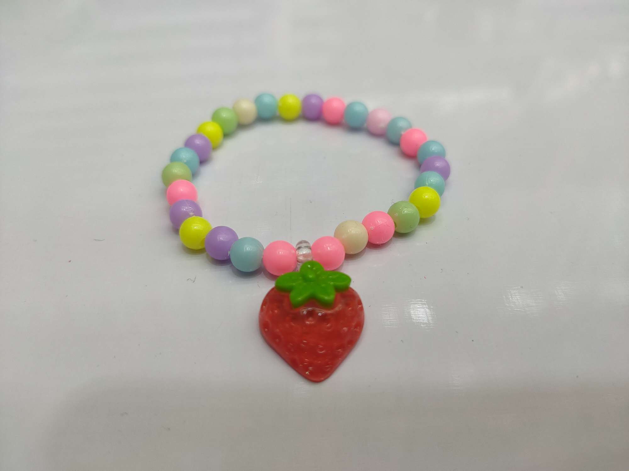 马卡龙色草莓手链