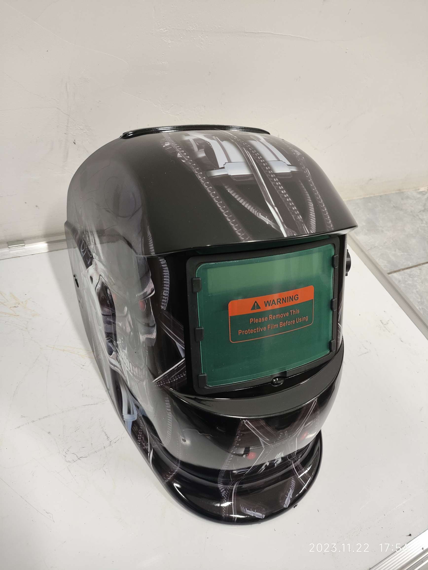 电焊面罩，自动变光面罩