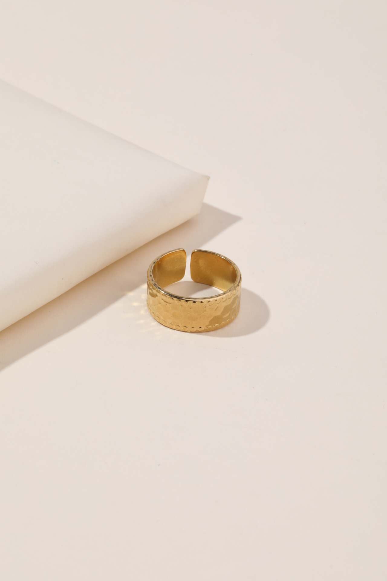 一个复古时尚潮流经典小众设计不绣钢开口戒指