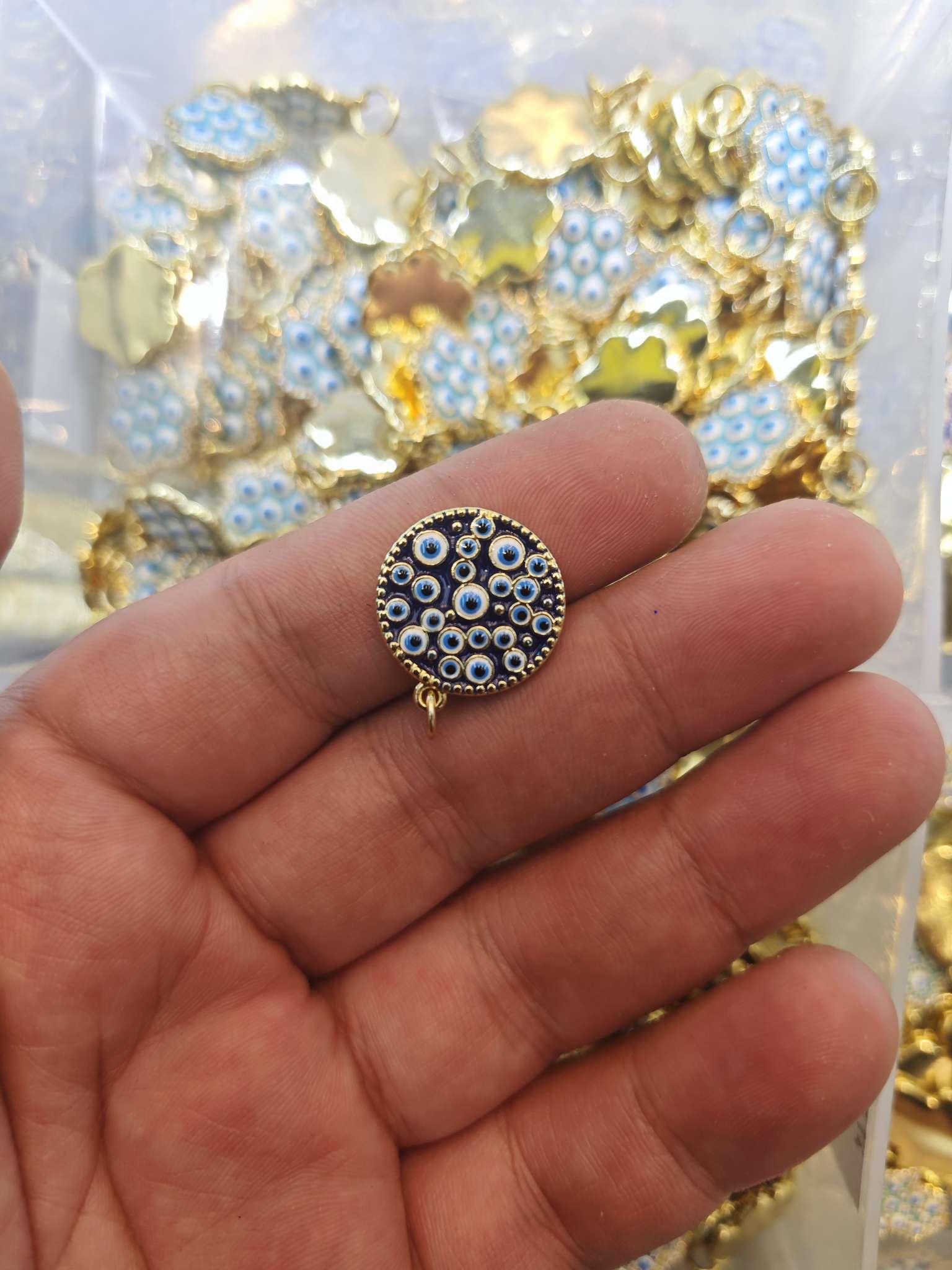 铜微镶滴油电镀真金吊坠吗图