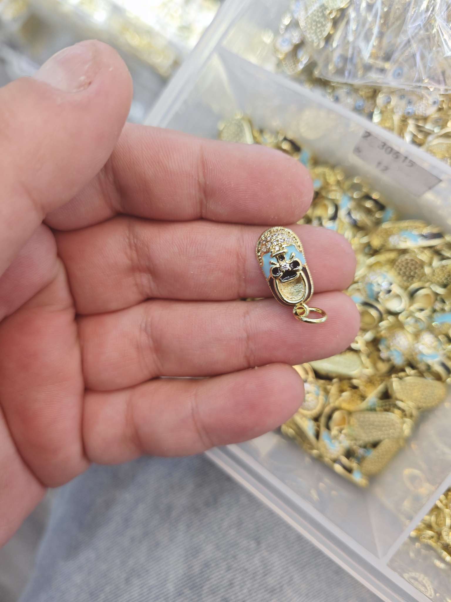 铜微镶滴油电镀金吊坠爆款潮流时尚吊坠