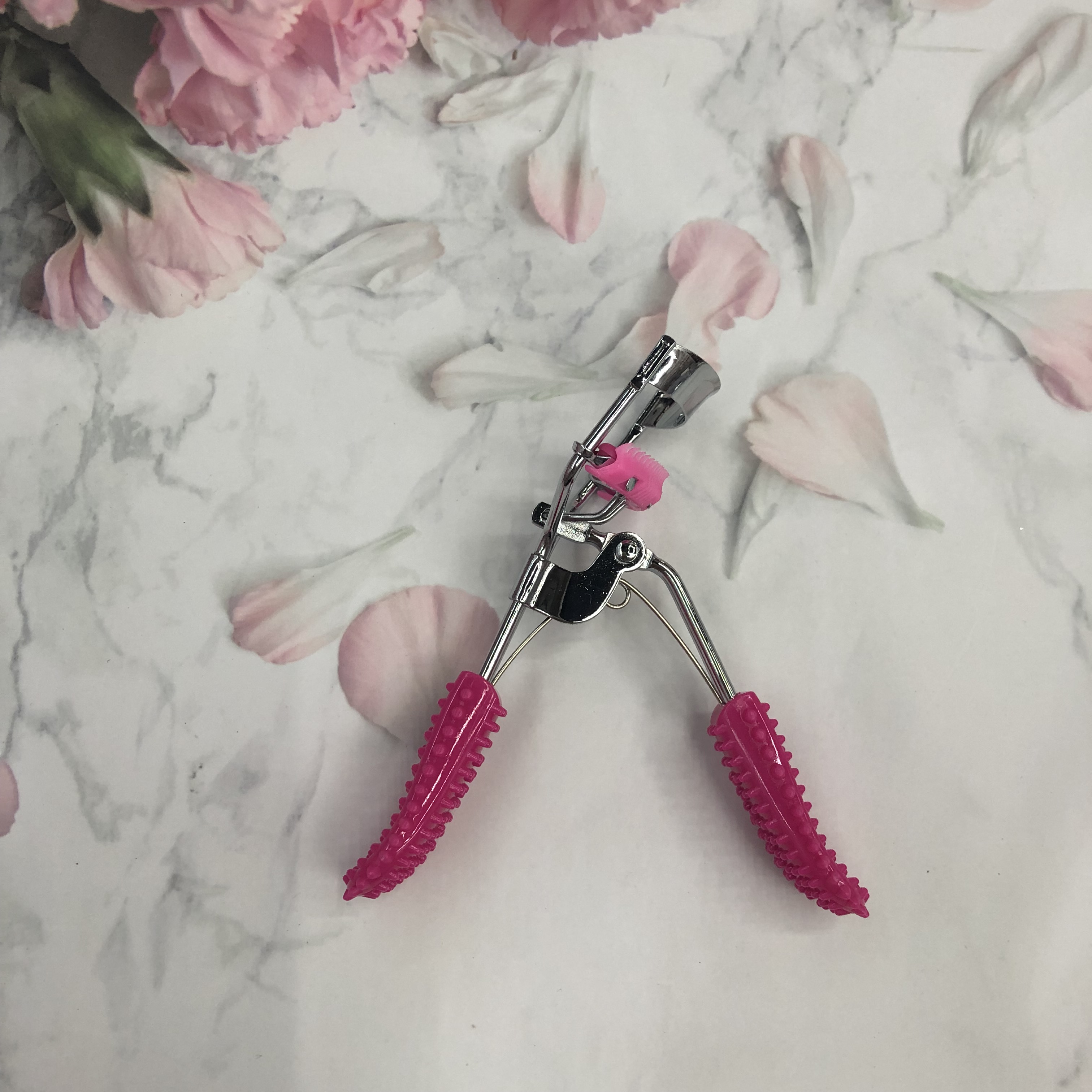 睫毛夹、烫睫毛器实物图