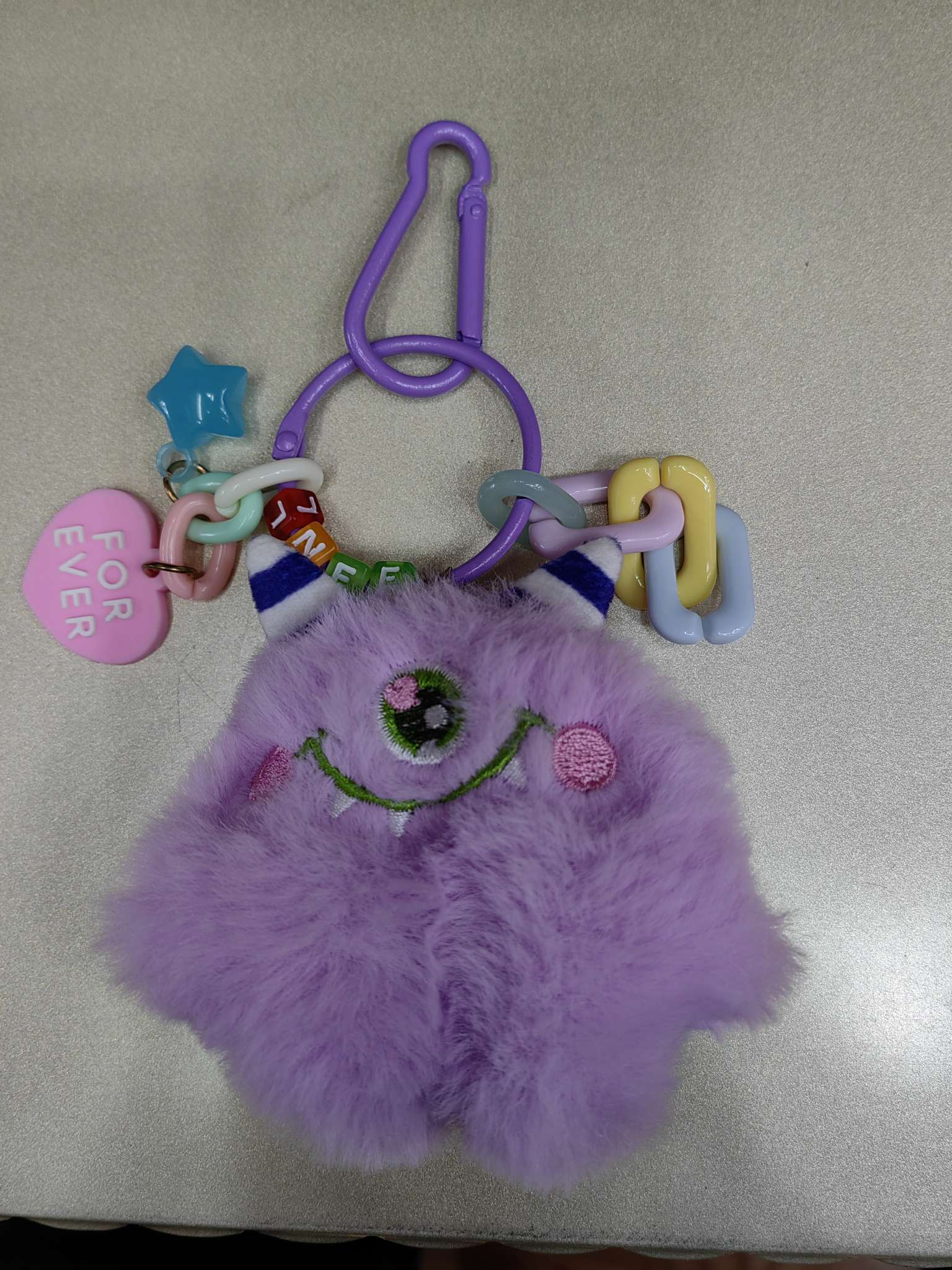 3711琪丽莎饰品，笨笨熊、毛绒、可爱、彩色链条爱心珠子钥匙扣成人头饰详情图3