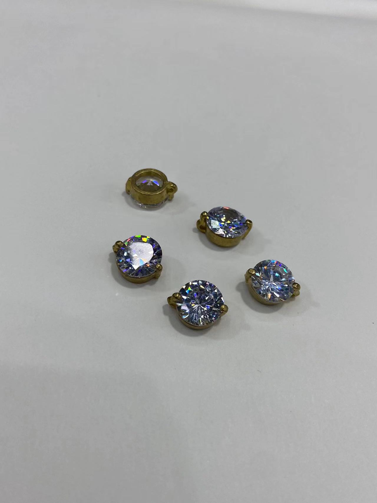 8mm round zircon copper accessory necklace accessory pendant jewelry can be made into a necklace Application Scenario