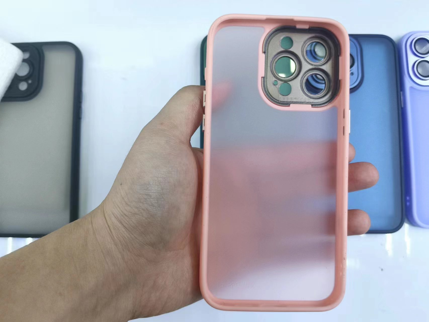 Semi-transparent matte two-in-one phone case Application Scenario