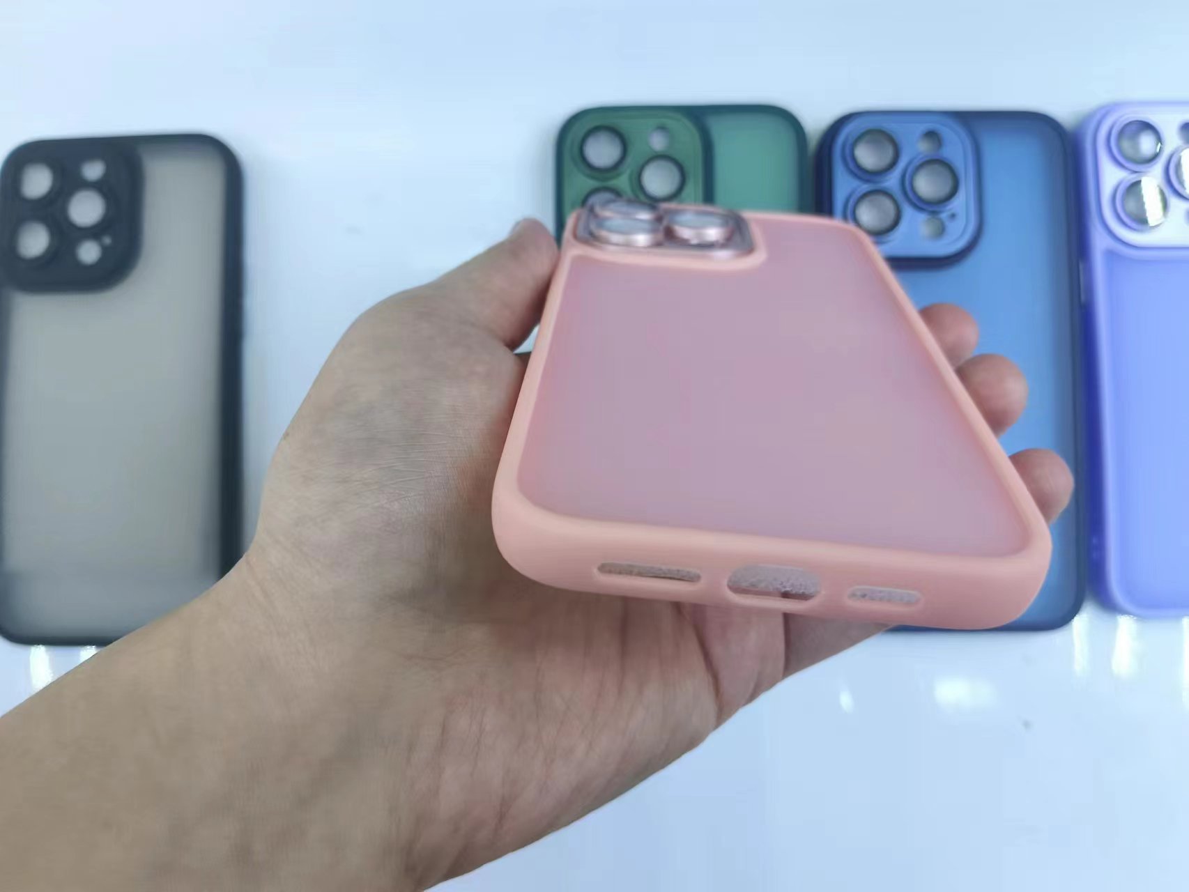 Semi-transparent matte two-in-one phone case Specification image