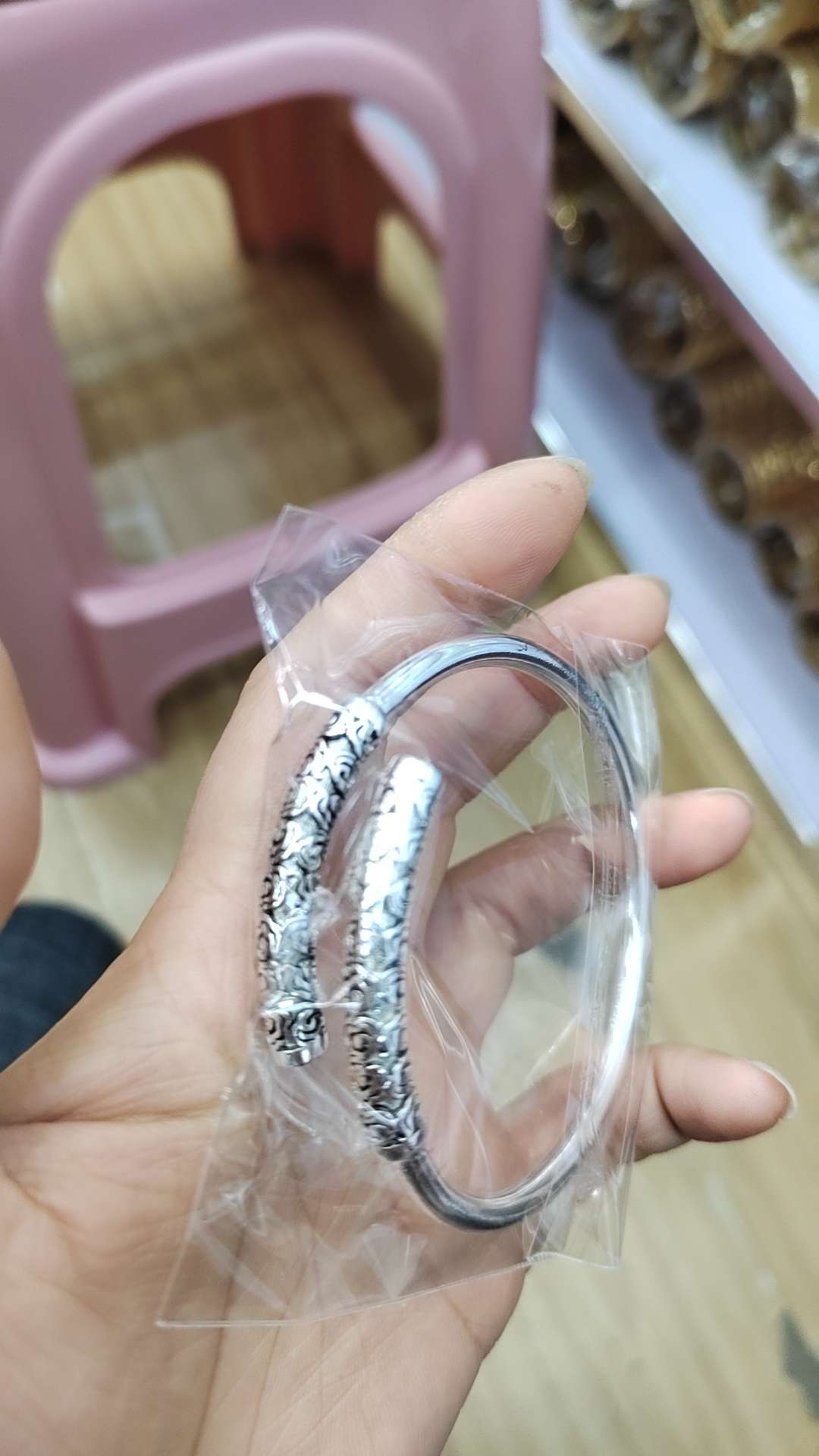 2023新品！网红白铜镀银金箍棒手镯，展现时尚美姿，特惠进行中，错过可能会遗憾！