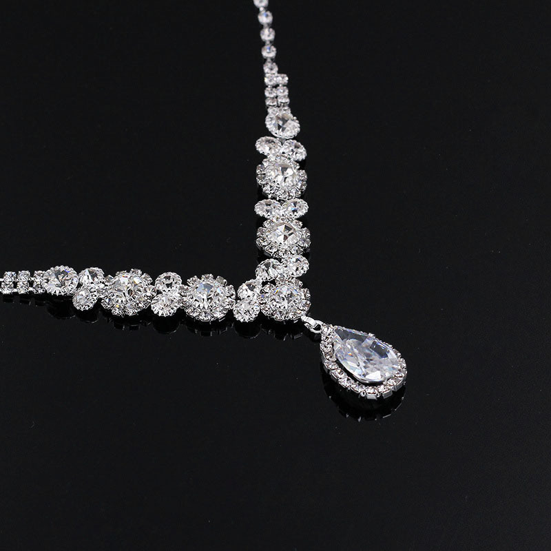 European and American fashion light luxury zircon necklace, earring set, wedding dress, evening gown accessories, dinner party bride's accessories detail image 2