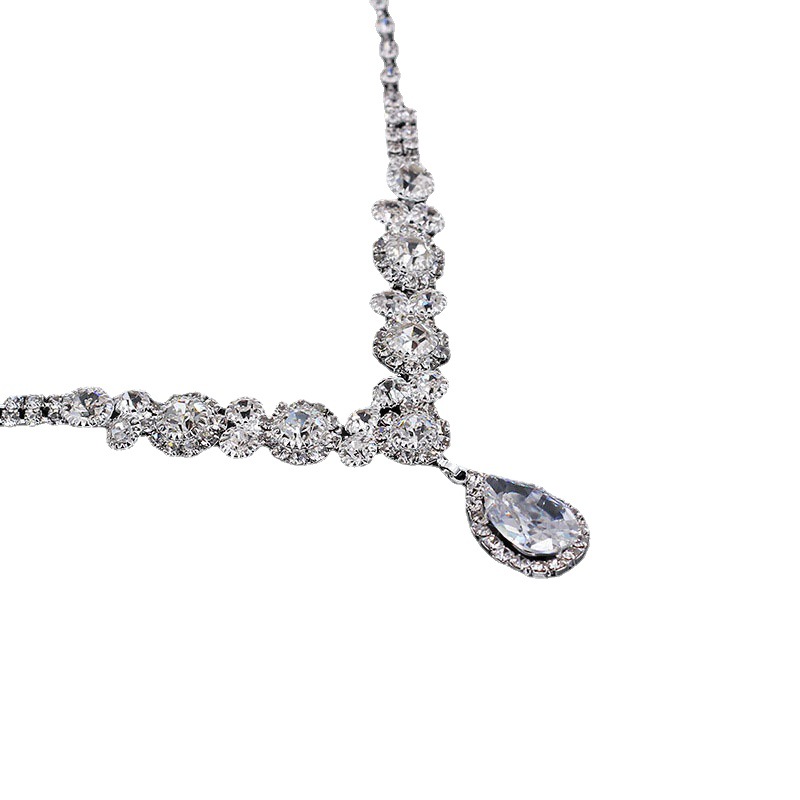 European and American fashion light luxury zircon necklace, earring set, wedding dress, evening gown accessories, dinner party bride's accessories Item Picture
