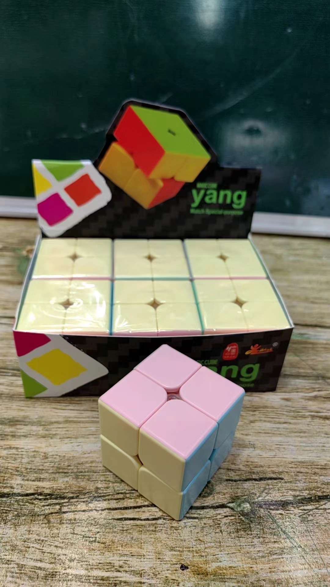 5.0CM二阶马卡龙六个一展示盒