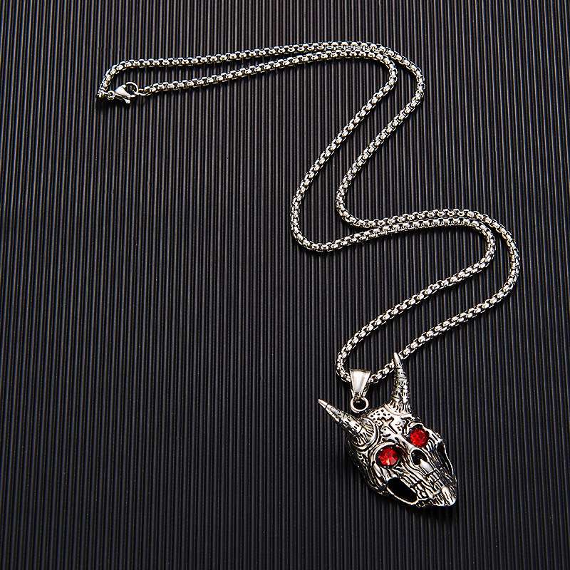 欧美嘻哈红眼鬼头嘻哈钛钢男士项链男霸气帅气学生饰品潮酷吊坠个性男士帅气挂饰配饰高颜值详情图3