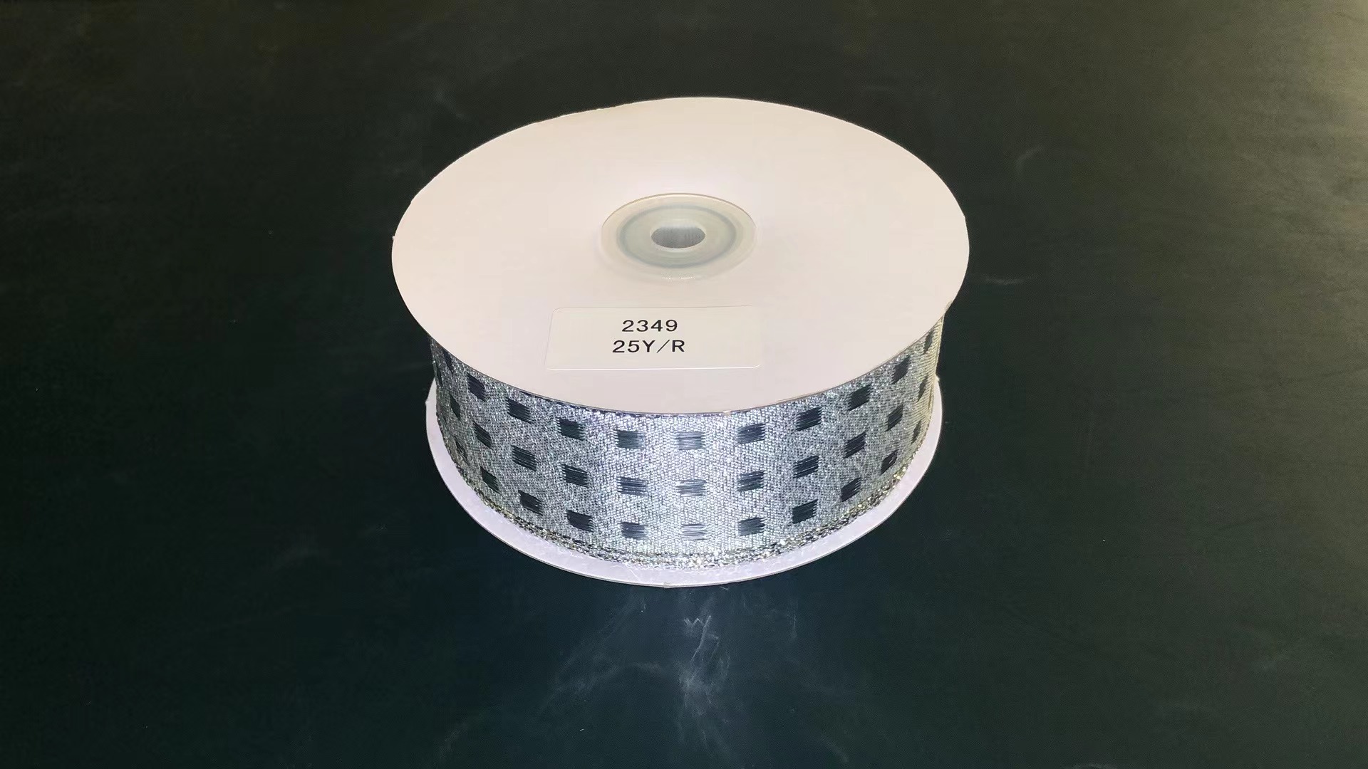 Item No. 2349 Christmas Gift Packaging Decoration DIY Nylon Checkered Silver Onion Silver Edge Christmas Webbing 3.8cm Christmas Supplies Christmas Tree details Picture