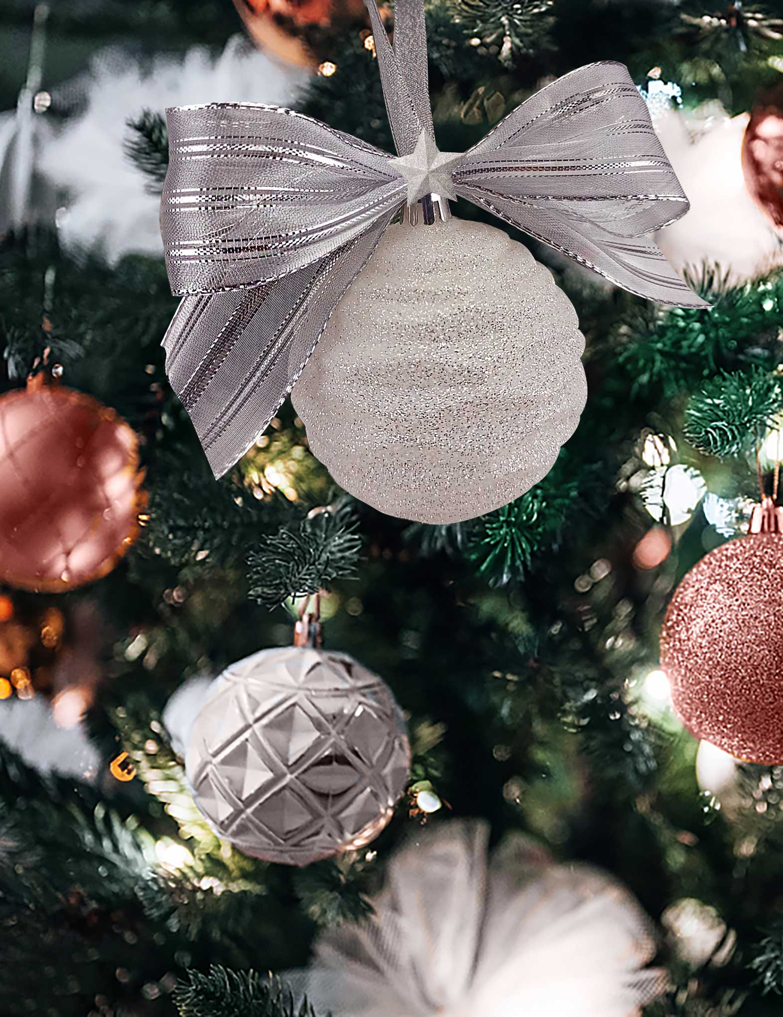 Item No. 2356 Christmas Gift Packaging Decoration DIY Silver Onion 9 strips Silver onion Mesh Christmas Webbing 3.8cm Christmas Daily Necessities Application Scenario