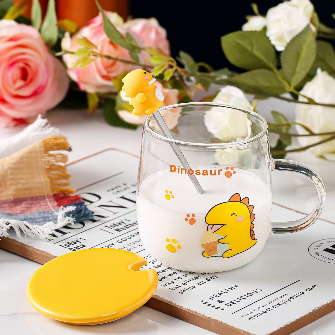 Nordic-style ceramic cups, office cups, mugs with LIDS and spoons, daily-use cups, cartoon cups 8 Application Scenario