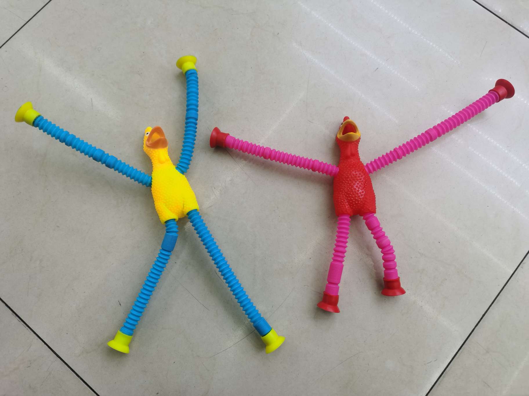 Explosive Tube Screaming Chicken Decompression Toy