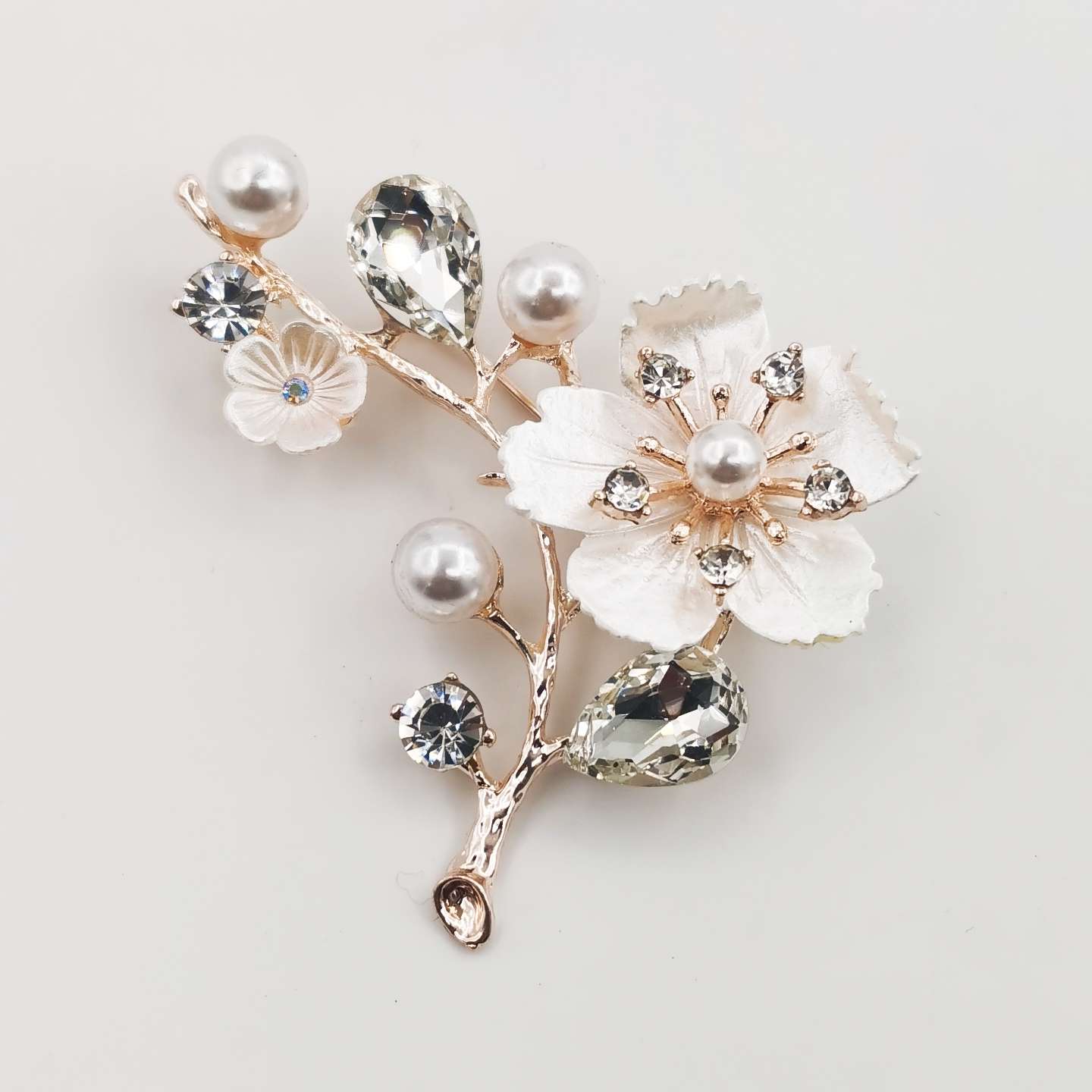 合金胸针/大号胸花/水晶胸花产品图