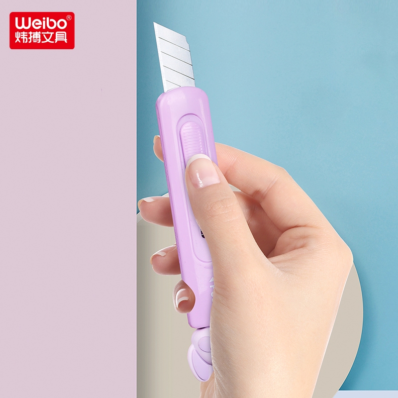 Weibo Stationery Cartoon Mini Fox Push Knife, manual paper cutting knife, telescopic portable express box opener Specification image