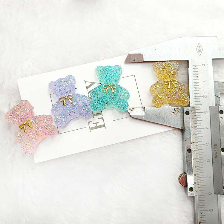 炫彩树脂/领结小熊/diy鞋花/饰品配件/洞洞鞋配饰/头饰发夹/手机壳贴细节图