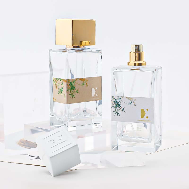 旅行套装/香水瓶化妆瓶/香水小样/香水分装瓶/化妆品小喷雾瓶白底实物图
