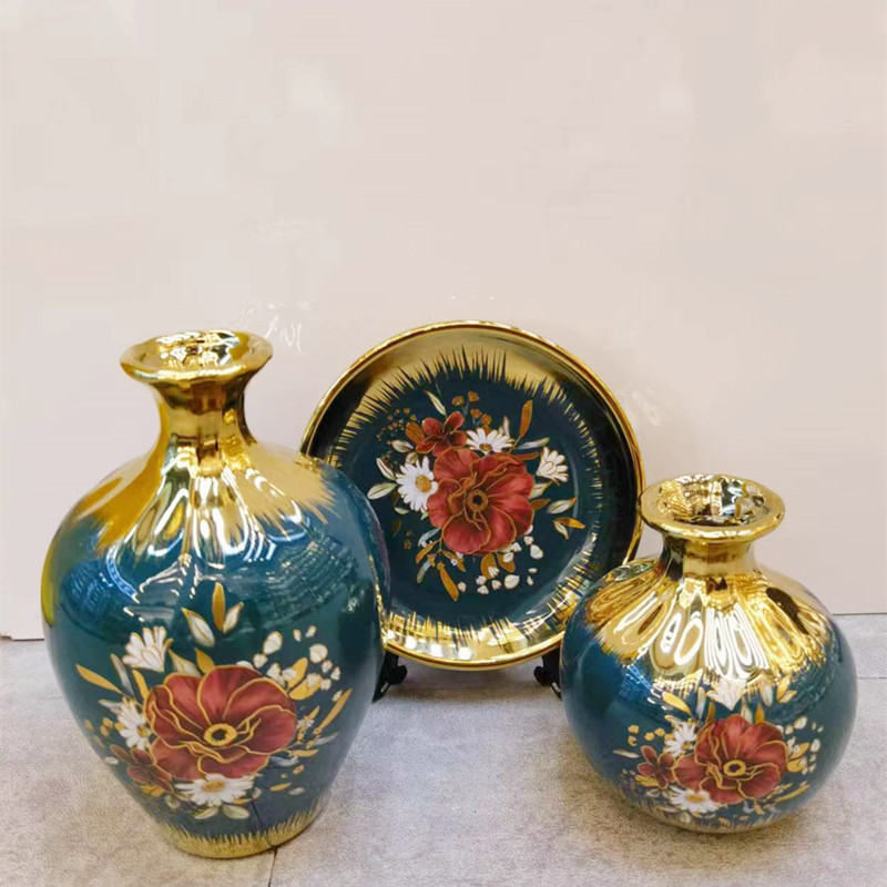 New gold-plated ceramic set, vase decoration cabinet, entrance hall three-piece decorative item Application Scenario